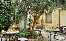 Relais le Clarisse Rome